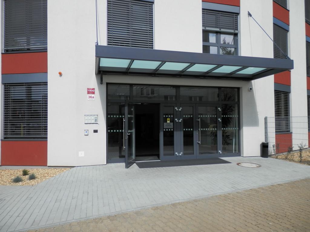 Ubytovaci Zarizeni Koleje Pedagog Ceske Budejovice Bagian luar foto